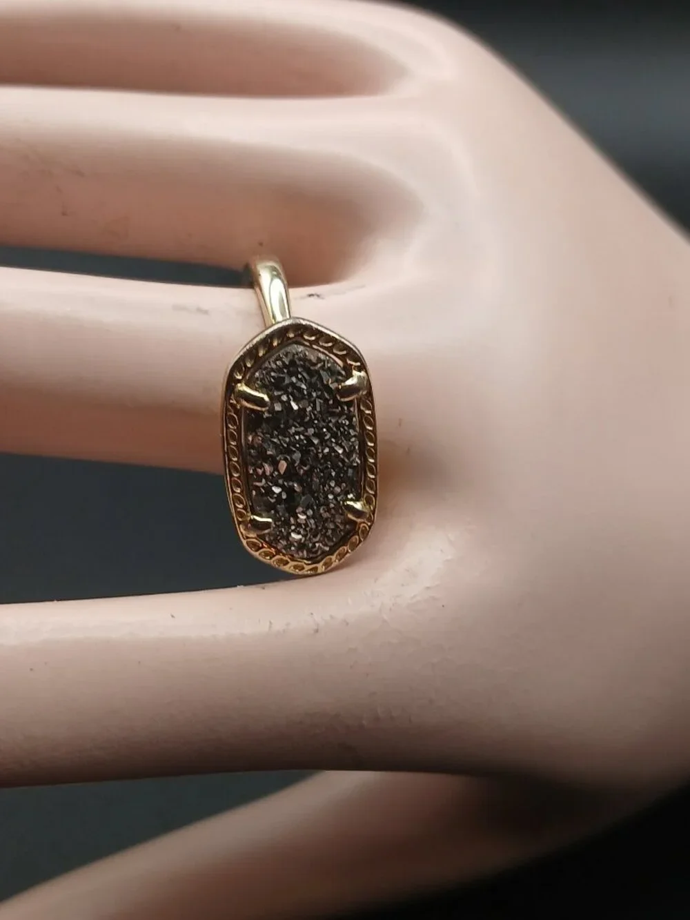 Kendra Scott 